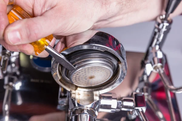 Shower Screen Cleaning Frequency: Best Practices for Commercial Espresso Machines